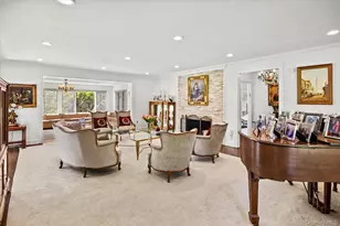 10 Vista Dr, Great Neck, NY 11021 - Photo 5