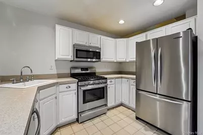 122 Crystal Hill Drive, Pomona, NY 10970 - Photo 9