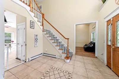 204 Melrose Parkway, Patchogue, NY 11772 - Photo 17