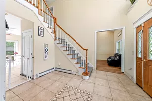 204 Melrose Pkwy, Patchogue, NY 11772 - Photo 17