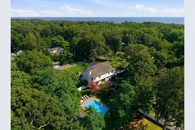 204 Melrose Parkway, Patchogue, NY 11772 - Photo 39