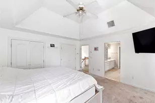 204 Melrose Pkwy, Patchogue, NY 11772 - Photo 21