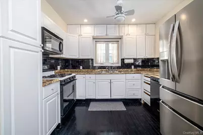 23 Arizona Avenue, Long Beach, NY 11561 - Photo 5