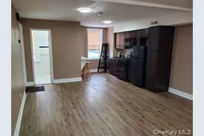 524 Merrick Road #2nd Fl, Lynbrook, NY 11563 - Photo 3