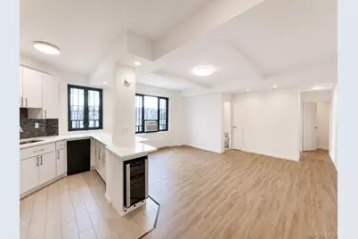 1594 Unionport Road #3H, Bronx, NY 10462 - Photo 5
