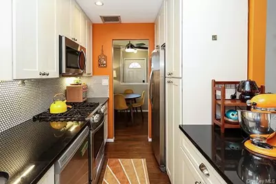 384 Michigan Avenue, Massapequa Park, NY 11762 - Photo 11