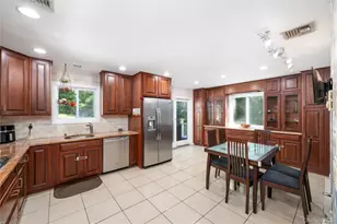 137 W Shore Dr, Putnam Valley, NY 10579 - Photo 7