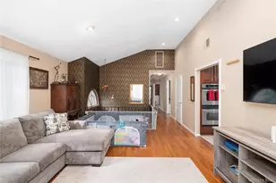 137 W Shore Dr, Putnam Valley, NY 10579 - Photo 9