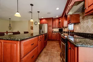 784 Newbridge Rd, Bellmore, NY 11710 - Photo 3