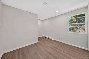 14 Electric St, Patchogue, NY 11772 - Photo 17