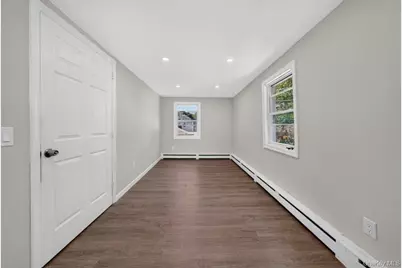 14 Electric Street, Patchogue, NY 11772 - Photo 21
