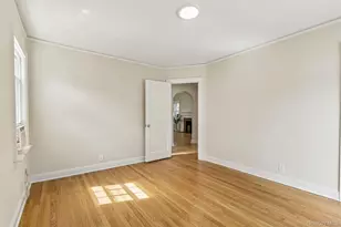 70 Paul Ave, New Hyde Park, NY 11040 - Photo 21