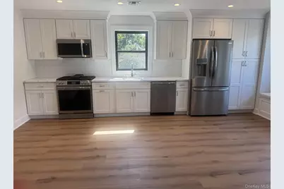161 Union Avenue #16, Lynbrook, NY 11563 - Photo 5