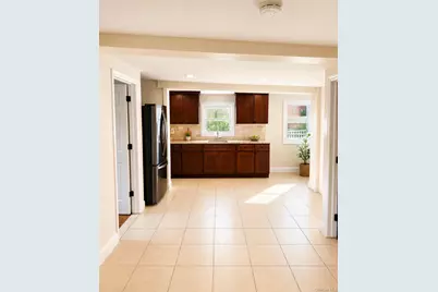 3 Carlisle Place #2, Yonkers, NY 10701 - Photo 3