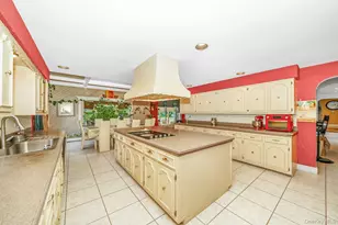 4 Rose Ct, Centereach, NY 11720 - Photo 27