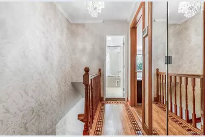 105-38 65th Rd, Forest Hills, NY 11375 - Photo 7