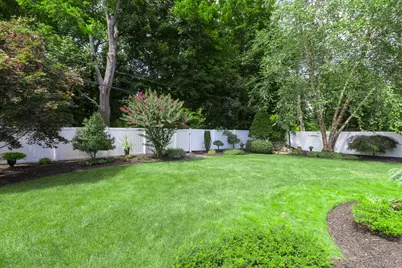 22 Sycamore Lane, Commack, NY 11725 - Photo 31