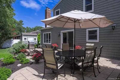 22 Sycamore Lane, Commack, NY 11725 - Photo 35