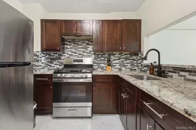 94-11 59th Avenue #D9, Elmhurst, NY 11373 - Photo 1