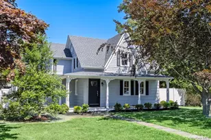 511 Montauk Hwy, East Moriches, NY 11940 - Photo 3