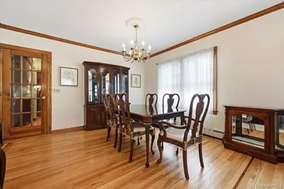 73 Chestnut Avenue, Floral Park, NY 11001 - Photo 9