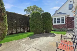 73 Chestnut Ave, Floral Park, NY 11001 - Photo 33