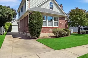 73 Chestnut Ave, Floral Park, NY 11001 - Photo 1