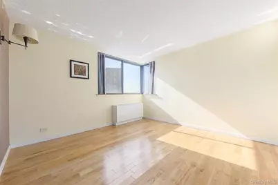 62-54 97th Place, Rego Park, NY 11374 - Photo 5