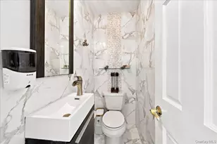 5 Stanton Ct, Bronx, NY 10473 - Photo 29
