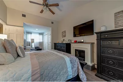 40 Golf Club Circle, Manorville, NY 11949 - Photo 13