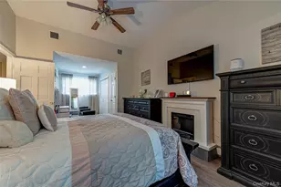 40 Golf Club Cir, Manorville, NY 11949 - Photo 13
