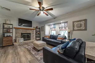 40 Golf Club Cir, Manorville, NY 11949 - Photo 3