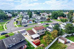 60 Academy Ln, Levittown, NY 11756 - Photo 9