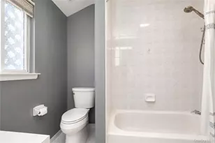 15 Rachel Ct, New York, NY 10310 - Photo 27