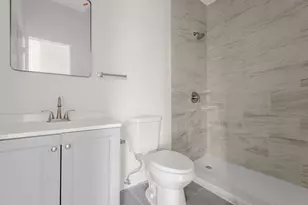 910 E 226th St, Bronx, NY 10466 - Photo 9