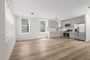 910 E 226th St, Bronx, NY 10466 - Photo 3