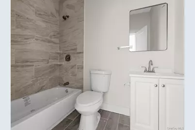 910 E 226th Street, Bronx, NY 10466 - Photo 13