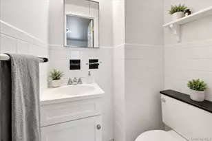 235 E 237th St, Bronx, NY 10470 - Photo 15