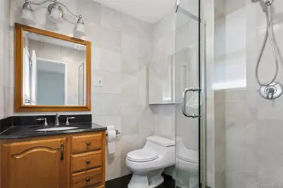 1031 Fordham Lane, Woodmere, NY 11598 - Photo 11