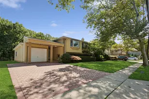 1031 Fordham Ln, Woodmere, NY 11598 - Photo 1