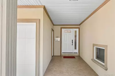 1031 Fordham Lane, Woodmere, NY 11598 - Photo 3