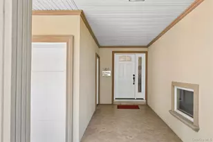 1031 Fordham Ln, Woodmere, NY 11598 - Photo 3