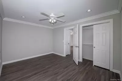 2505 Townhouse Drive #2505, Coram, NY 11727 - Photo 11
