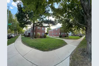 74-15 255th #B-2, Glen Oaks, NY 11004 - Photo 5