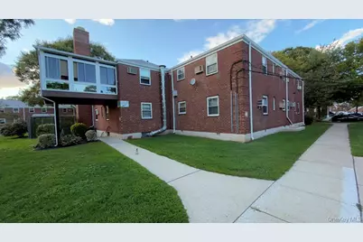 74-15 255th #B-2, Glen Oaks, NY 11004 - Photo 1