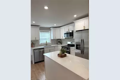 164 Bedford Road #1, Pleasantville, NY 10570 - Photo 1