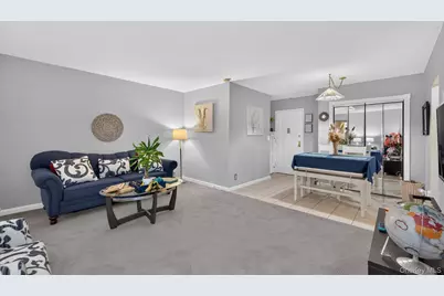 36 Cathedral Avenue #4F, Hempstead, NY 11550 - Photo 7