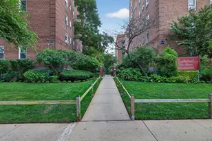 36 Cathedral Ave, Hempstead, NY 11550 - Photo 19