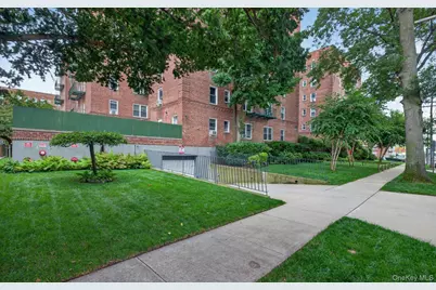 36 Cathedral Avenue #4F, Hempstead, NY 11550 - Photo 23