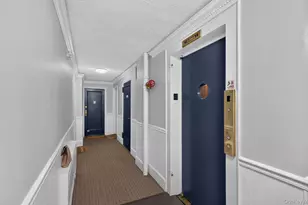 36 Cathedral Ave, Hempstead, NY 11550 - Photo 17